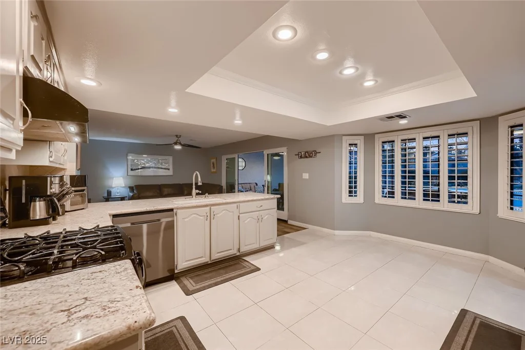 2721 Family, Las Vegas, NV 89117