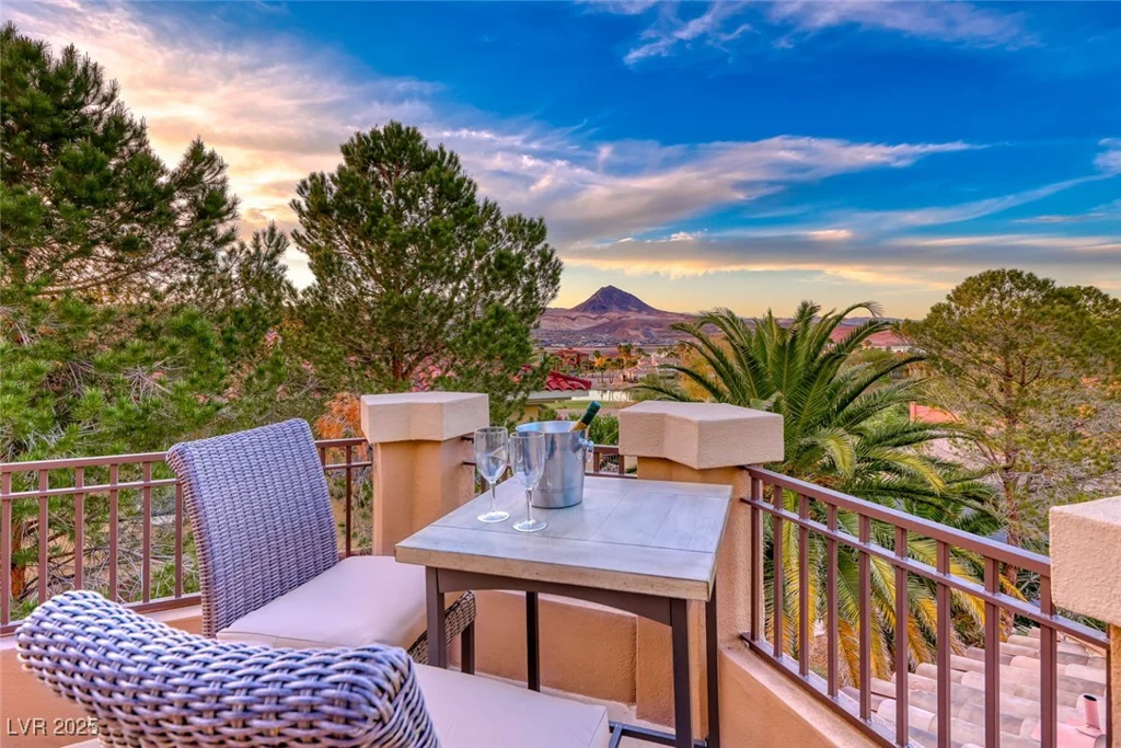5 Via Ravenna, Henderson, NV 89011