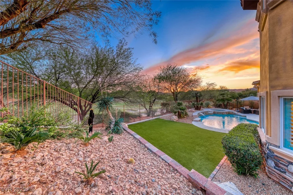 5 Via Ravenna, Henderson, NV 89011