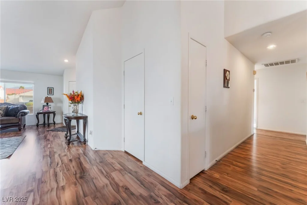 2117 Mountain Sunset, North Las Vegas, NV 89031