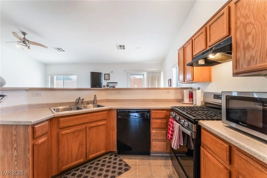 2117 Mountain Sunset, North Las Vegas, NV 89031