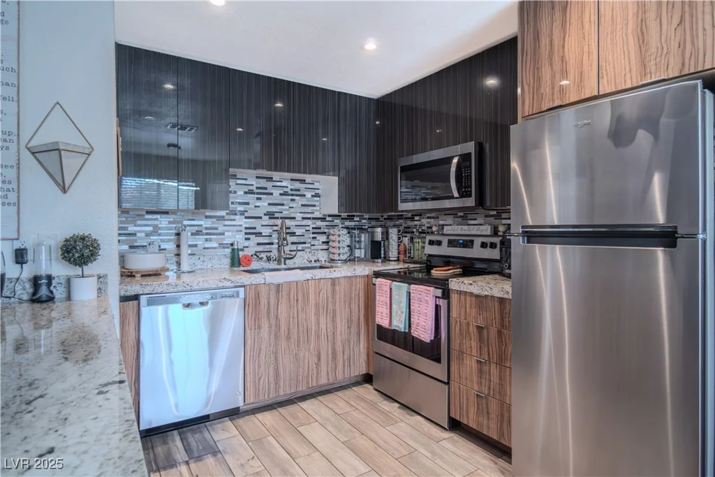 8410 Eldora, Las Vegas, NV 89117