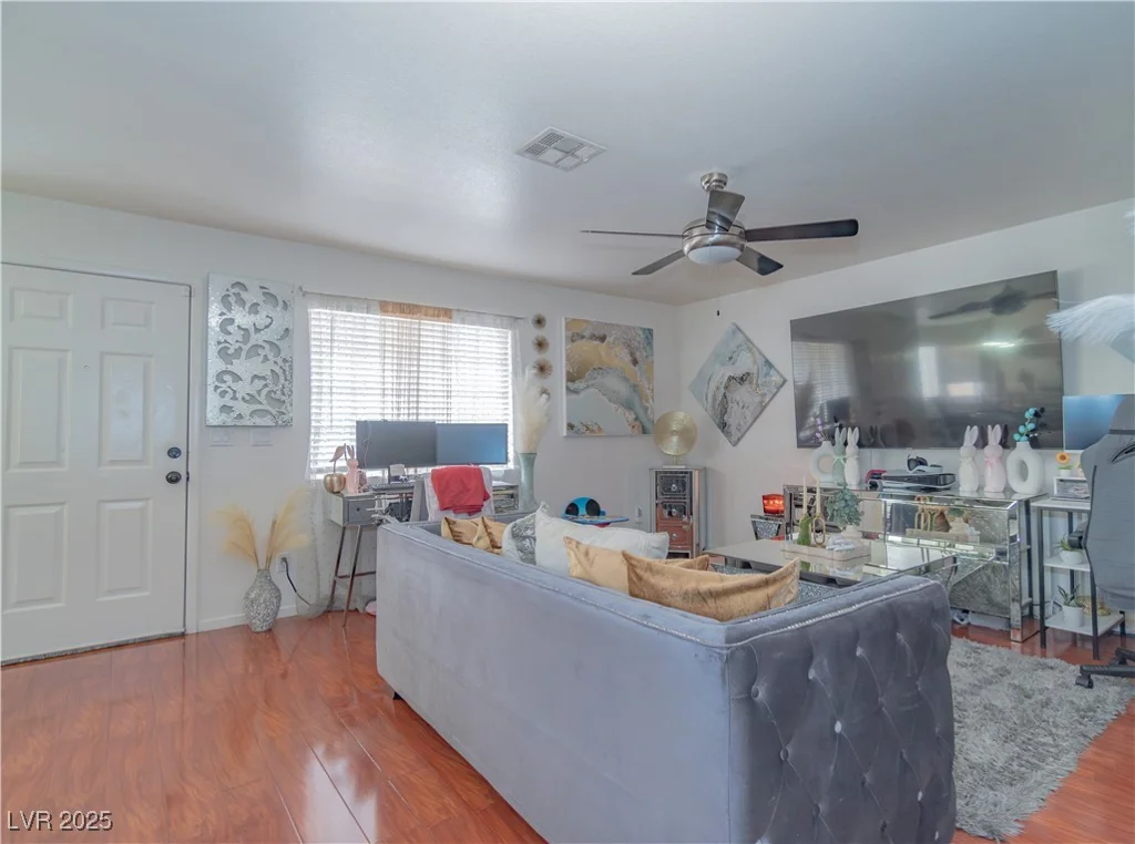 8410 Eldora, Las Vegas, NV 89117