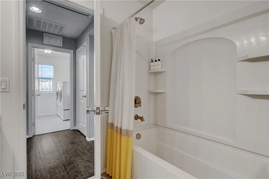 5662 Escamilla, Las Vegas, NV 89135