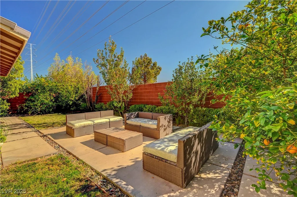 5662 Escamilla, Las Vegas, NV 89135