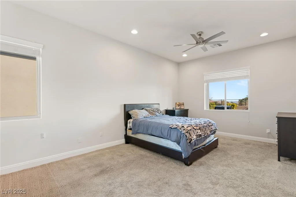 5860 Noah Springs, Las Vegas, NV 89149