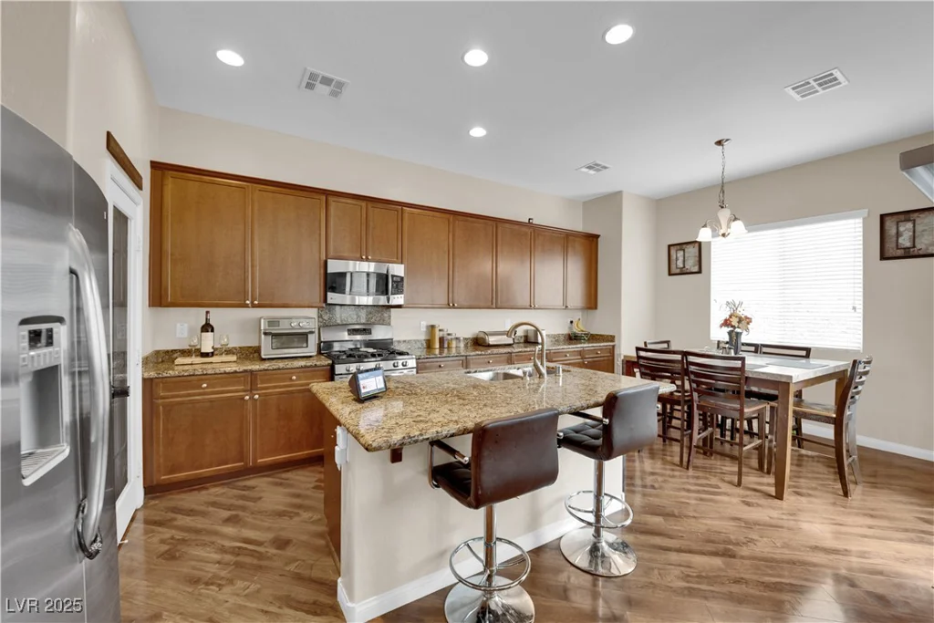 6647 Rego Park, Las Vegas, NV 89166