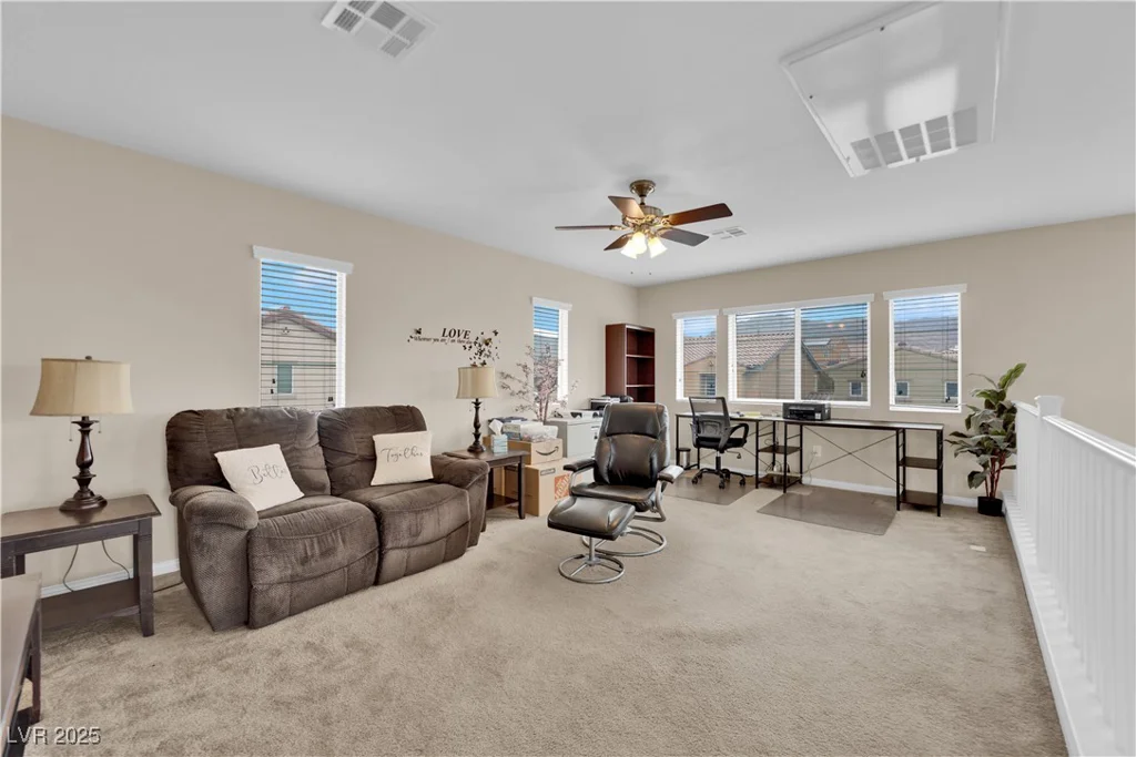 6647 Rego Park, Las Vegas, NV 89166