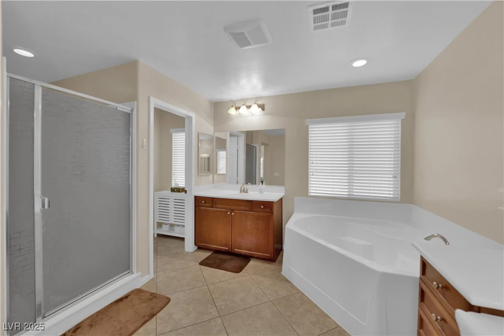 6647 Rego Park, Las Vegas, NV 89166