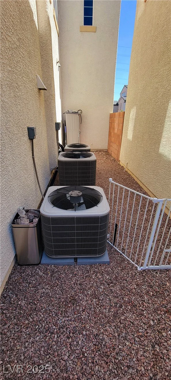 6647 Rego Park, Las Vegas, NV 89166