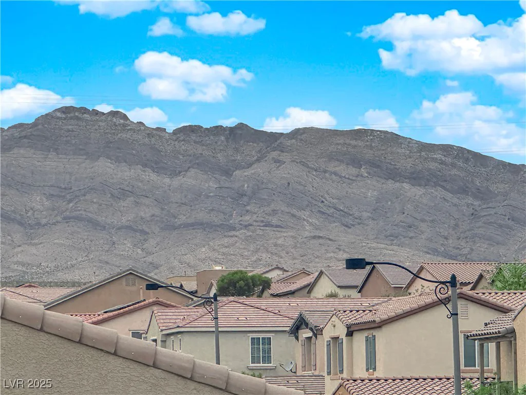6647 Rego Park, Las Vegas, NV 89166
