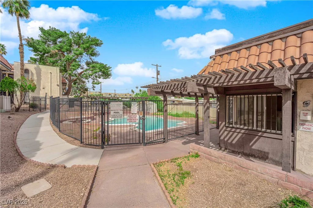 1440 Vegas Valley, Las Vegas, NV 89169