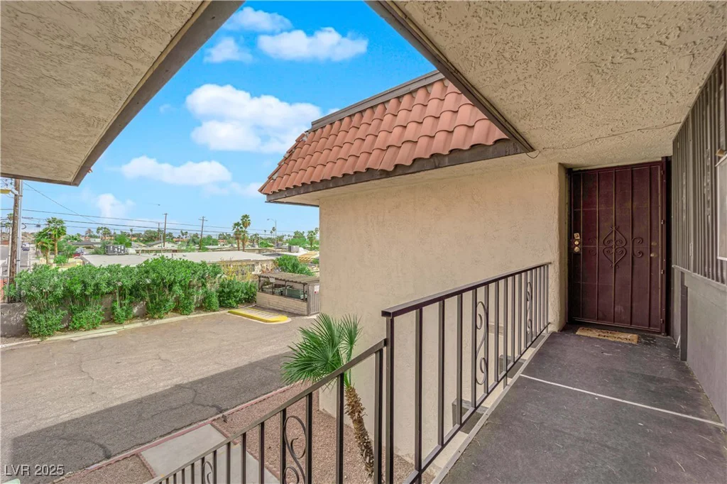 1440 Vegas Valley, Las Vegas, NV 89169