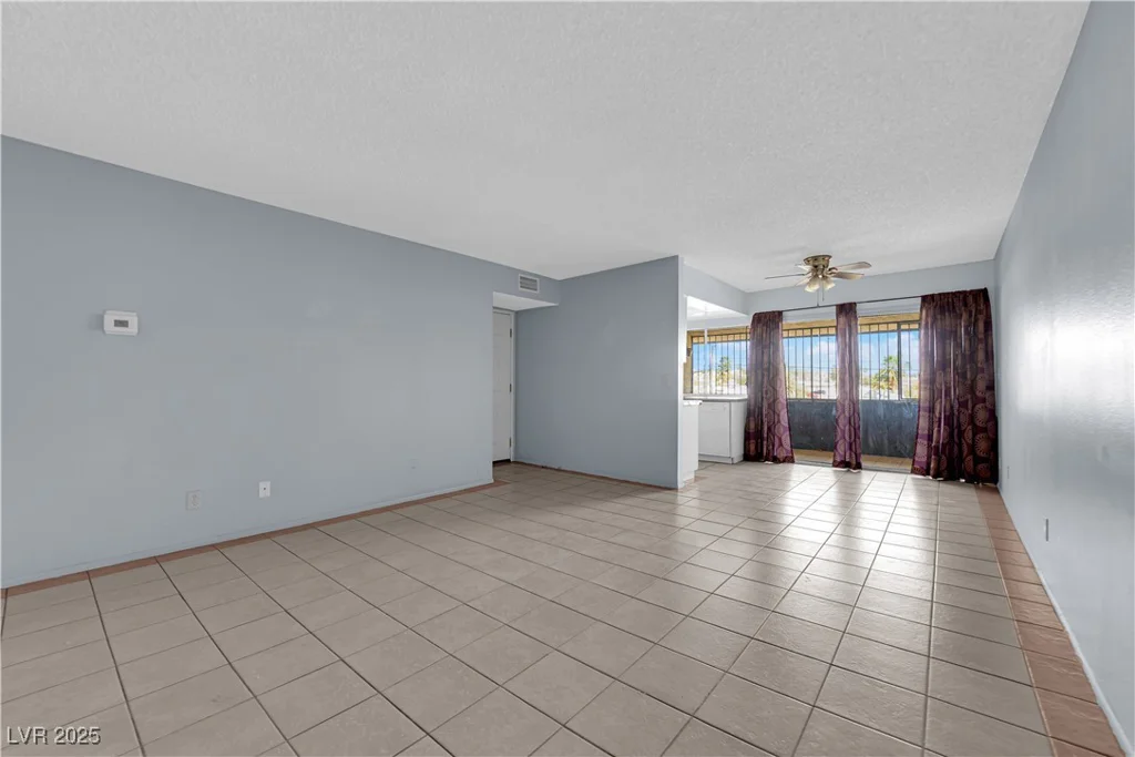 1440 Vegas Valley, Las Vegas, NV 89169