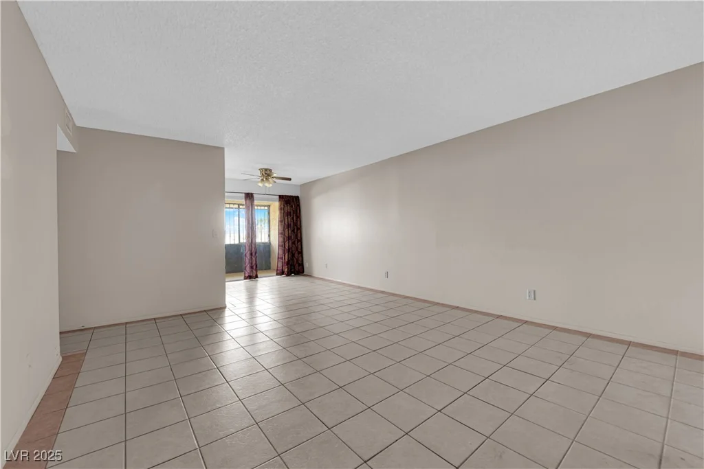 1440 Vegas Valley, Las Vegas, NV 89169