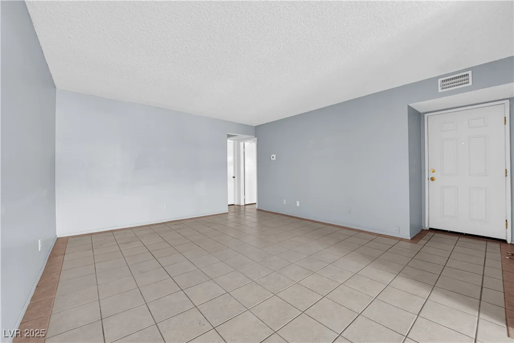 1440 Vegas Valley, Las Vegas, NV 89169
