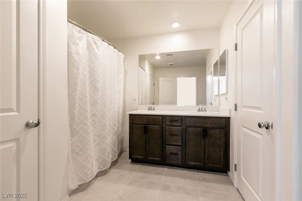 9526 Granville Bridge, Las Vegas, NV 89139