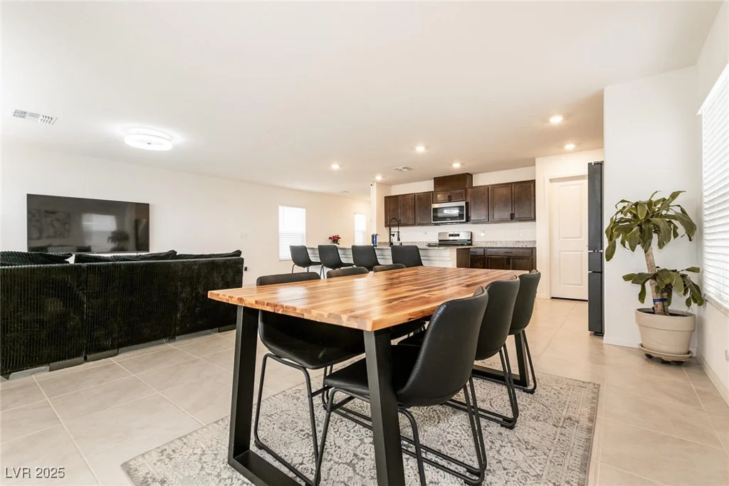 9526 Granville Bridge, Las Vegas, NV 89139