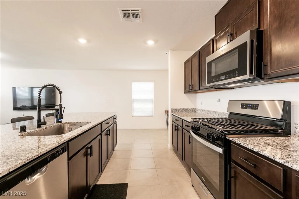9526 Granville Bridge, Las Vegas, NV 89139