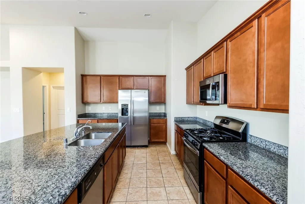 6856 Council Heights, Las Vegas, NV 89142