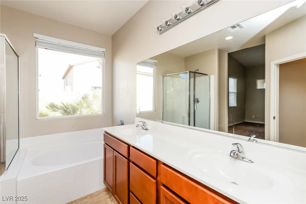 6856 Council Heights, Las Vegas, NV 89142