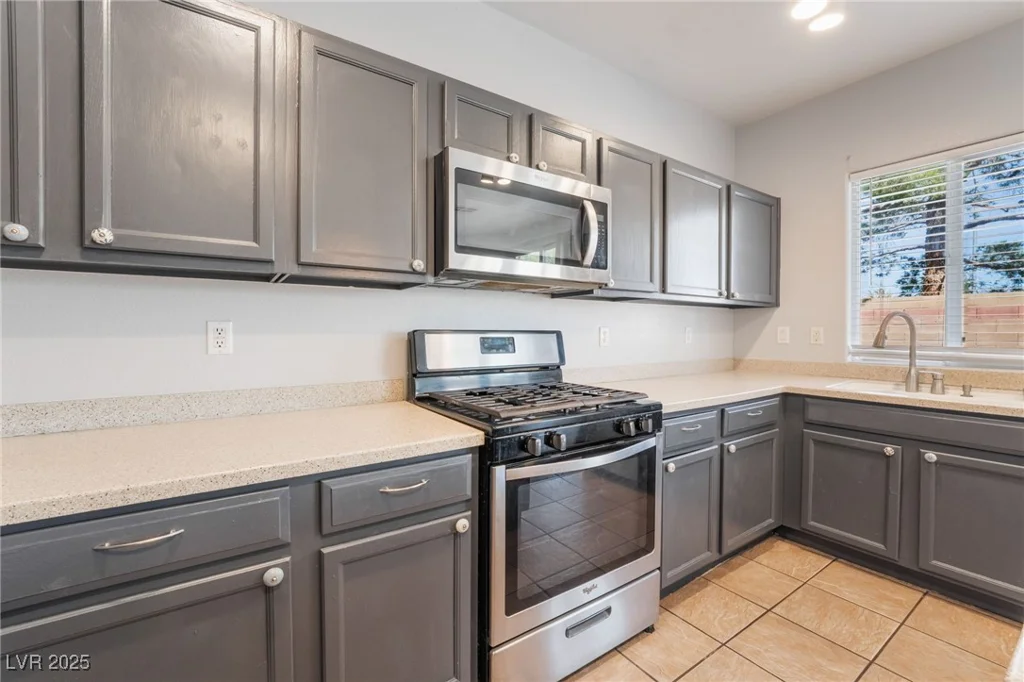 5100 Amethyst Creek, Las Vegas, NV 89131