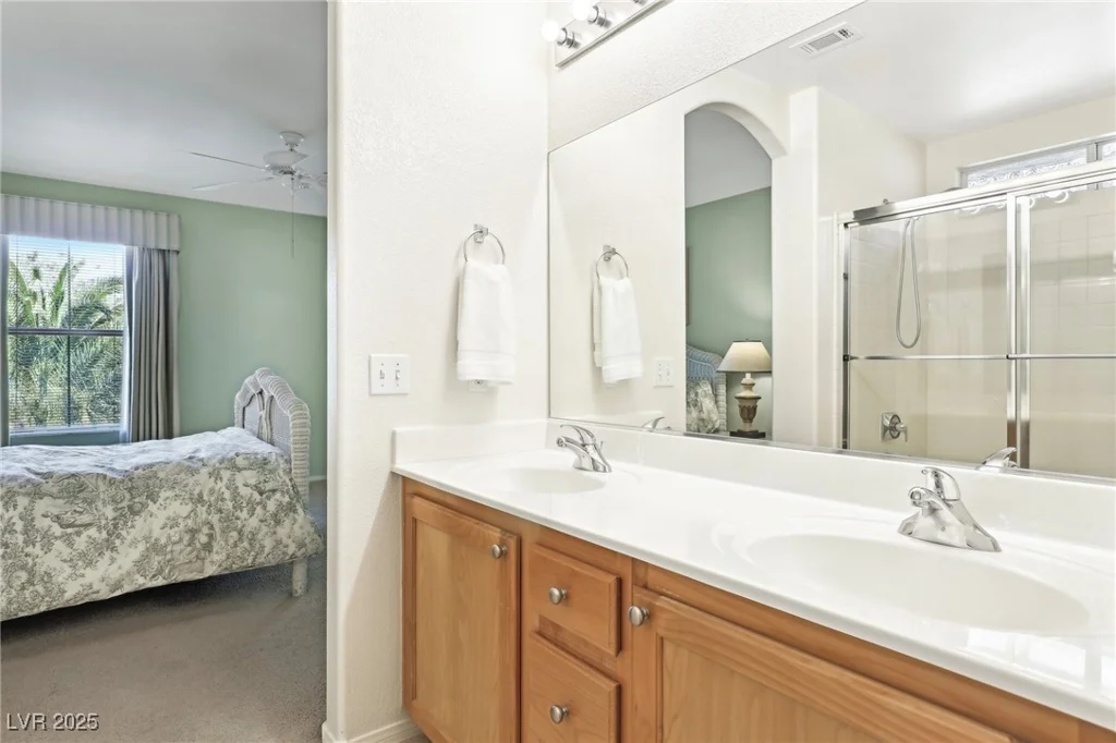 9908 Camino Loma Verde, Las Vegas, NV 89117