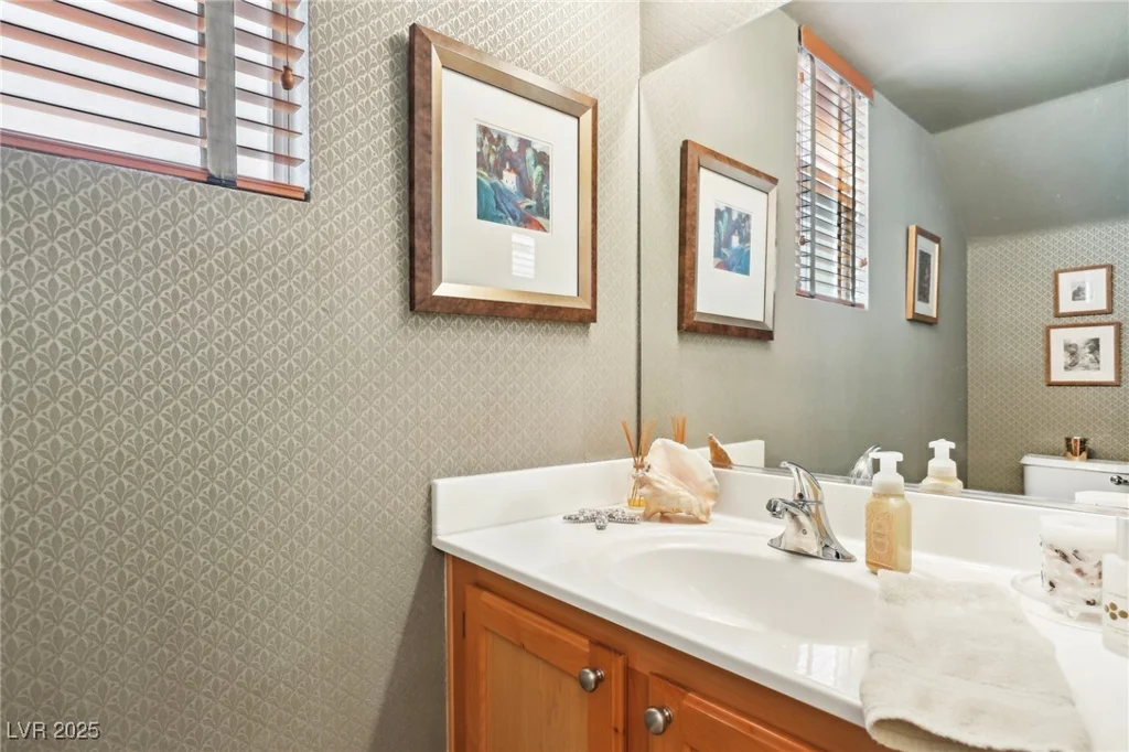 9908 Camino Loma Verde, Las Vegas, NV 89117