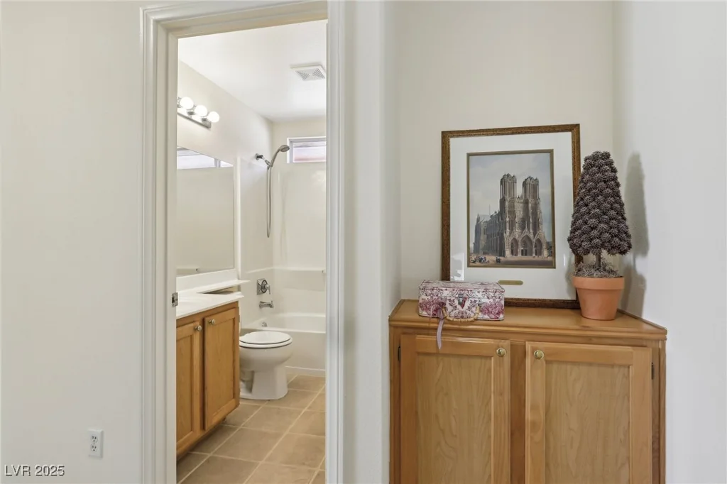 9908 Camino Loma Verde, Las Vegas, NV 89117