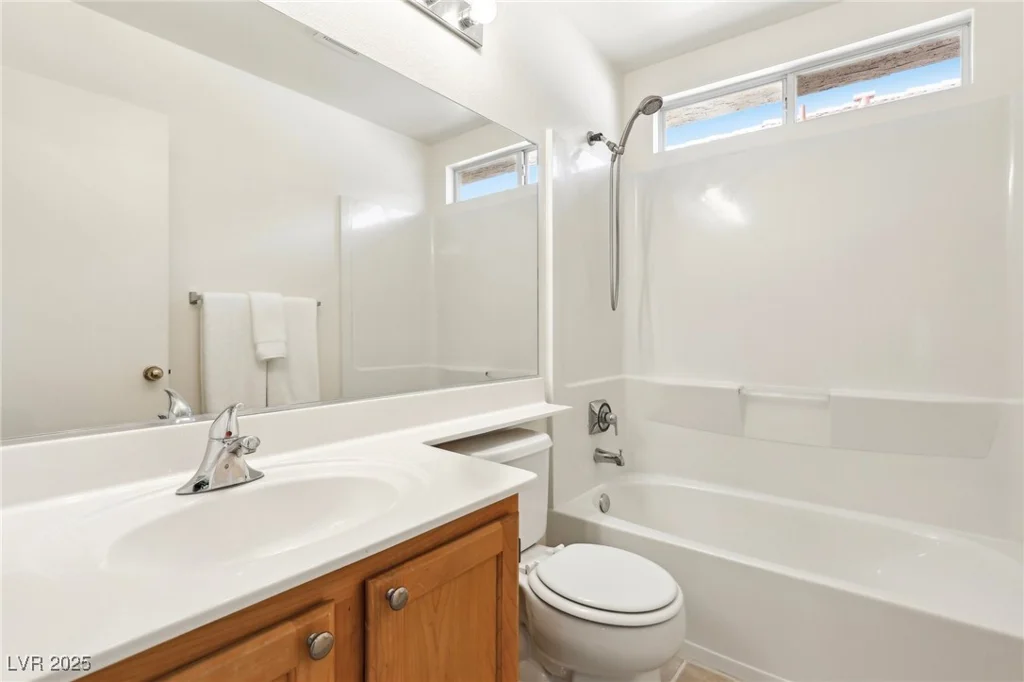 9908 Camino Loma Verde, Las Vegas, NV 89117
