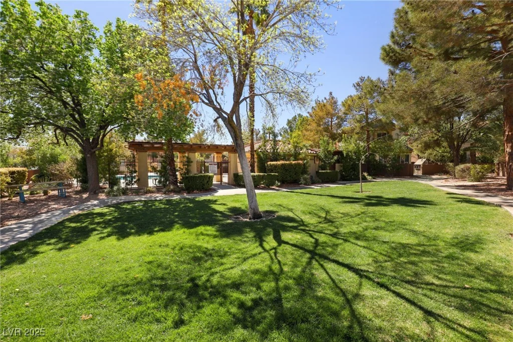 9908 Camino Loma Verde, Las Vegas, NV 89117