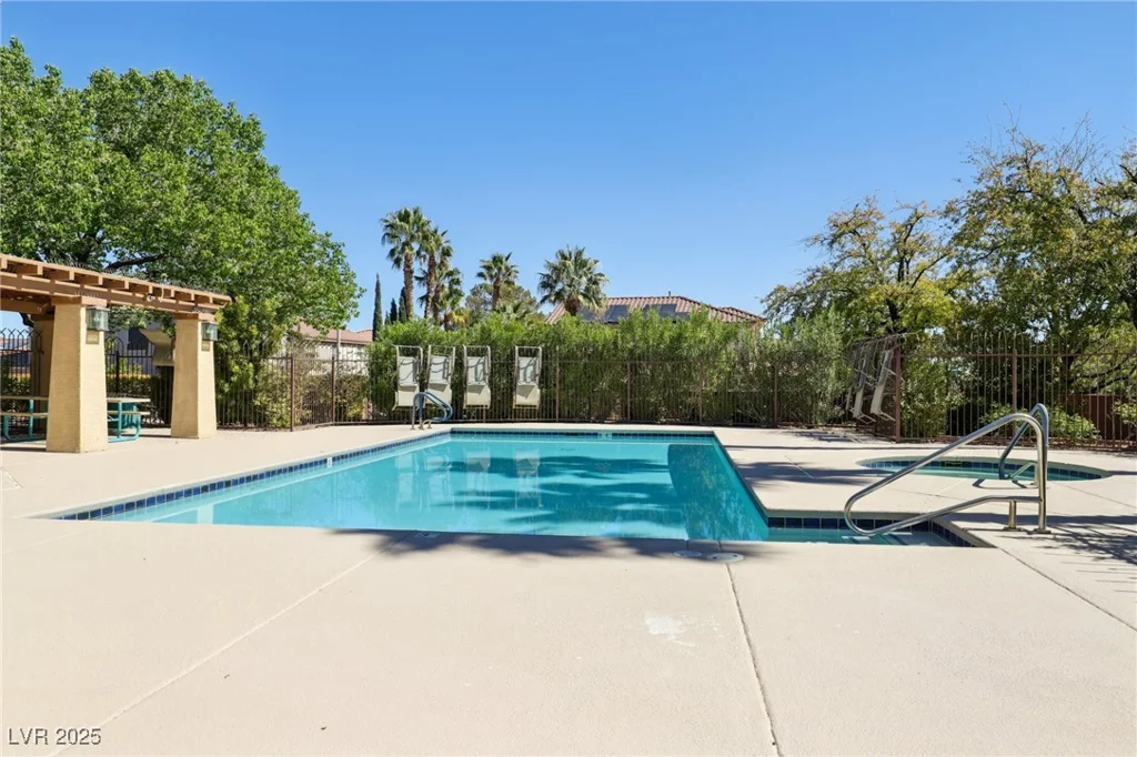 9908 Camino Loma Verde, Las Vegas, NV 89117