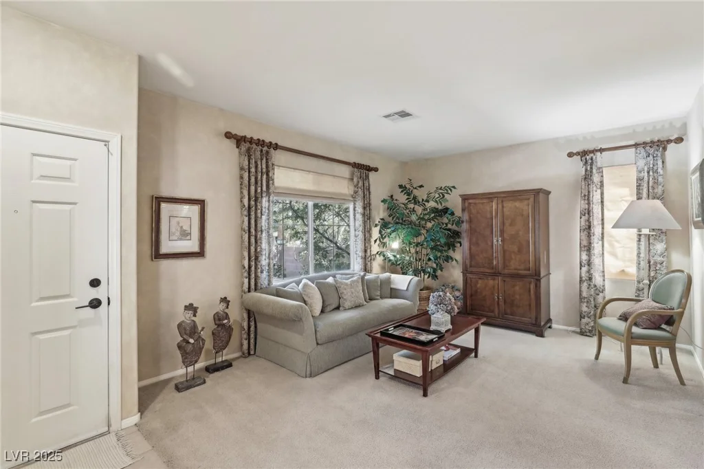 9908 Camino Loma Verde, Las Vegas, NV 89117