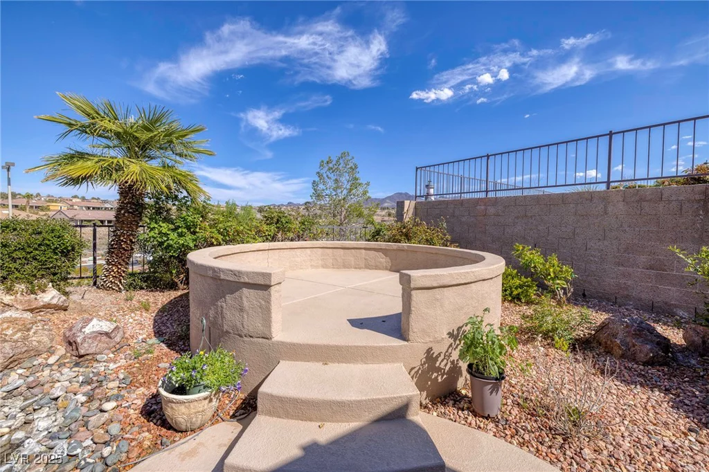 1908 Oliver Springs, Henderson, NV 89052