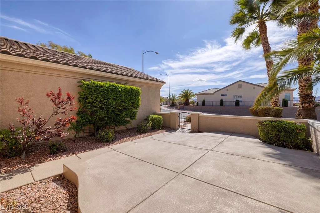 1908 Oliver Springs, Henderson, NV 89052