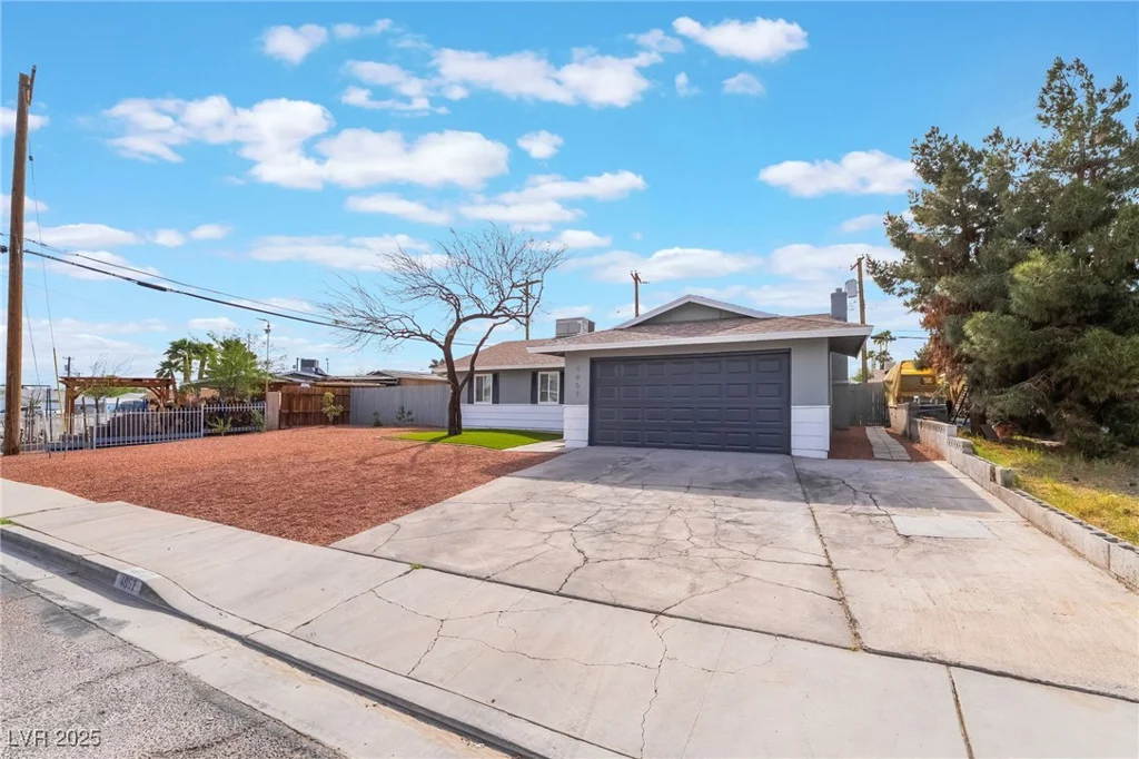 4857 Fairfax, Las Vegas, NV 89120