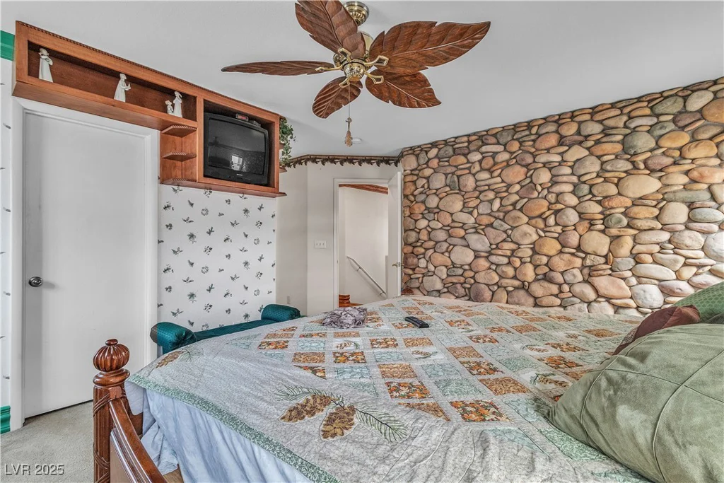 5050 Secret Rock, Las Vegas, NV 89122