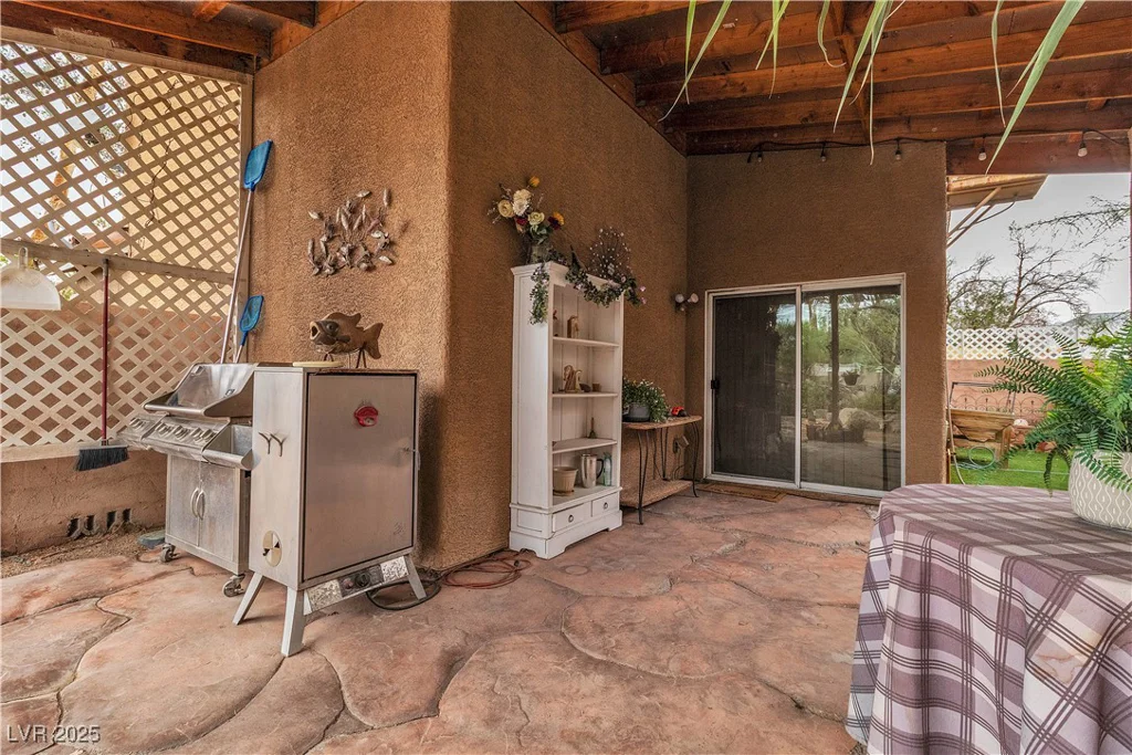 5050 Secret Rock, Las Vegas, NV 89122