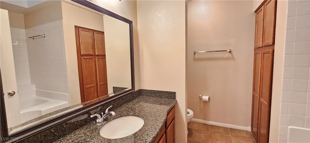 3145 Flamingo, Las Vegas, NV 89121