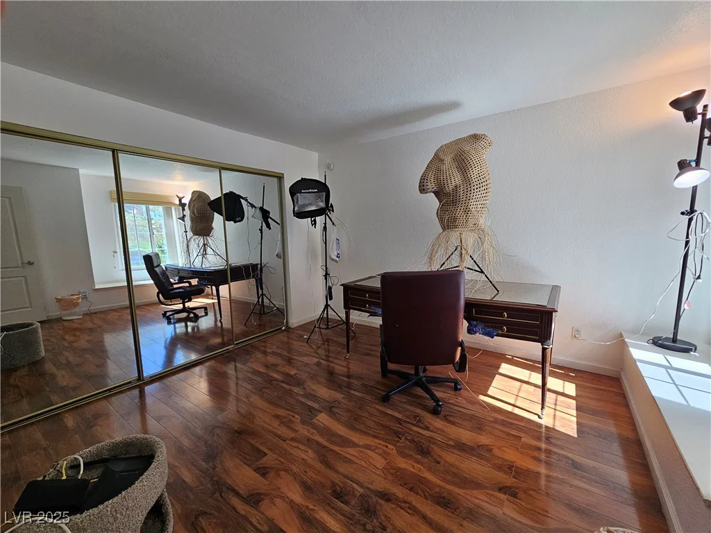 3145 Flamingo, Las Vegas, NV 89121