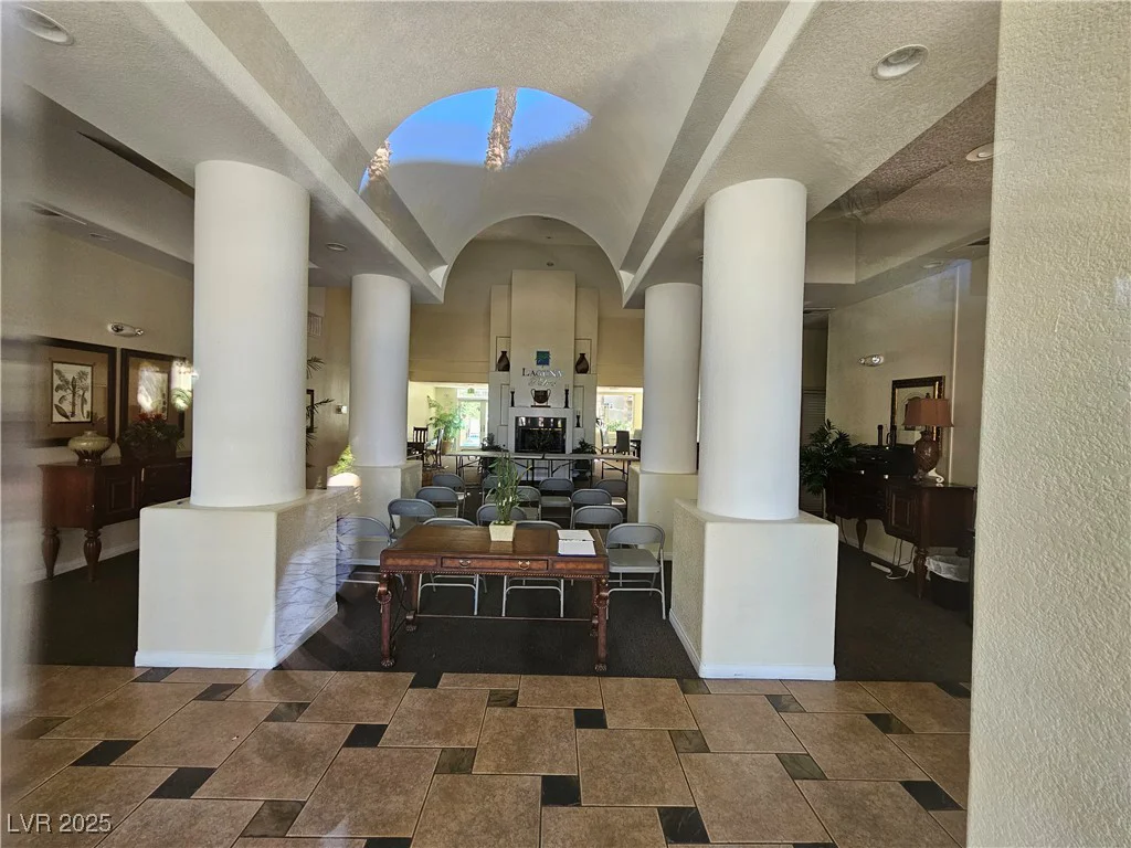 3145 Flamingo, Las Vegas, NV 89121