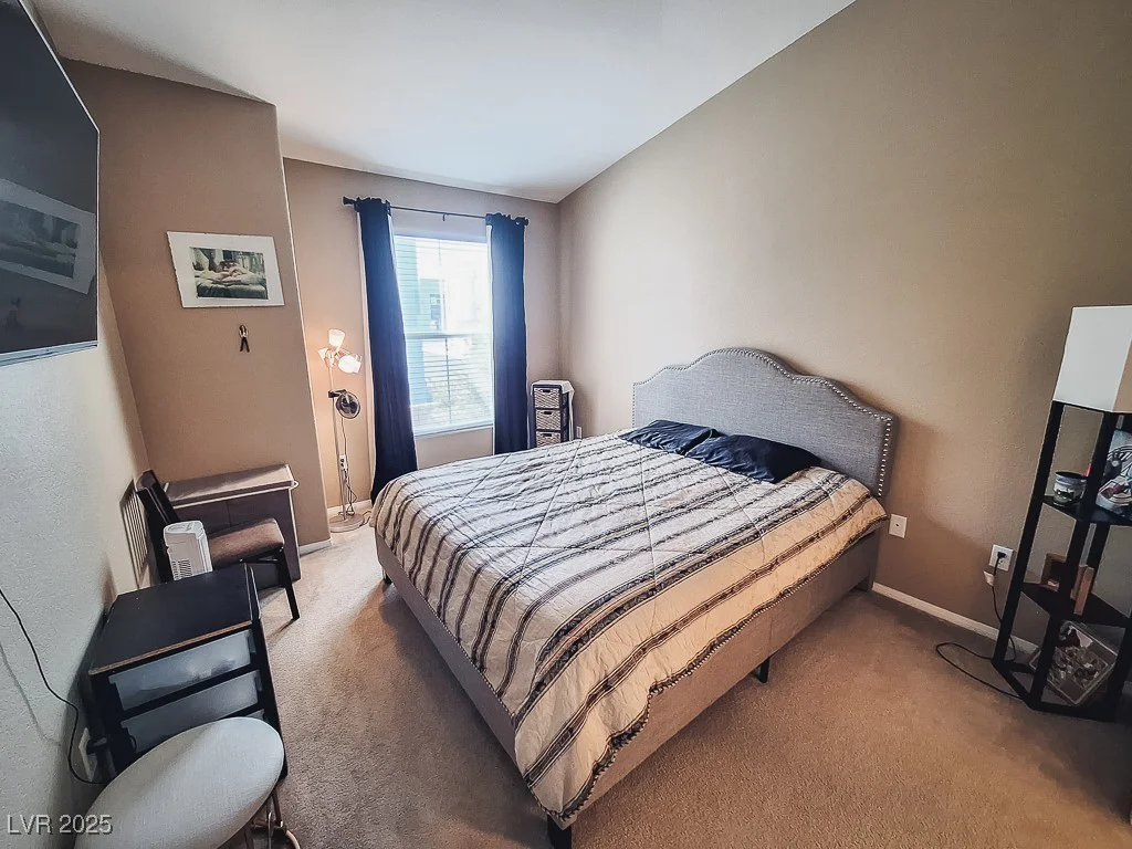 10001 Peace, Las Vegas, NV 89147