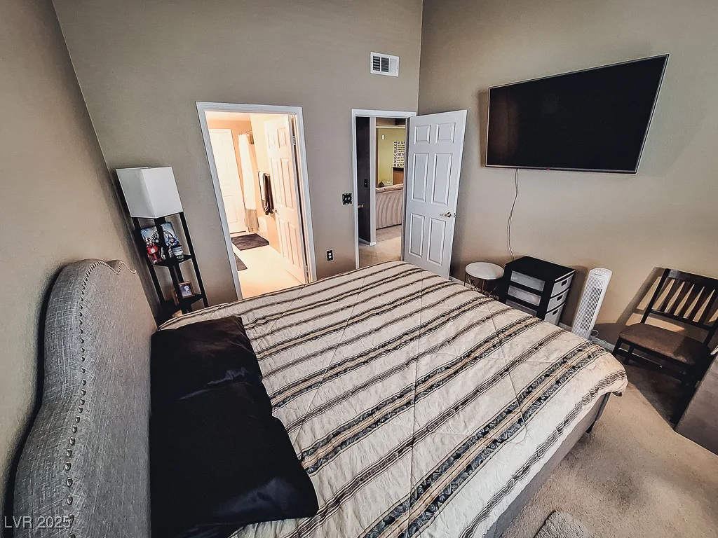 10001 Peace, Las Vegas, NV 89147