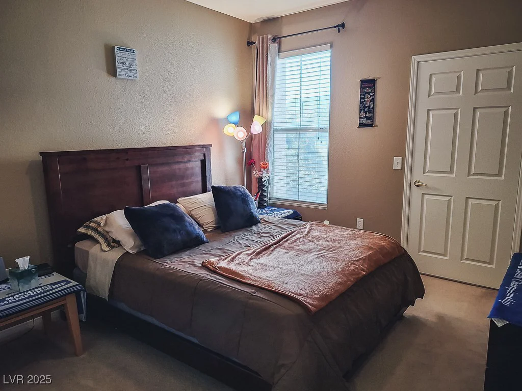 10001 Peace, Las Vegas, NV 89147