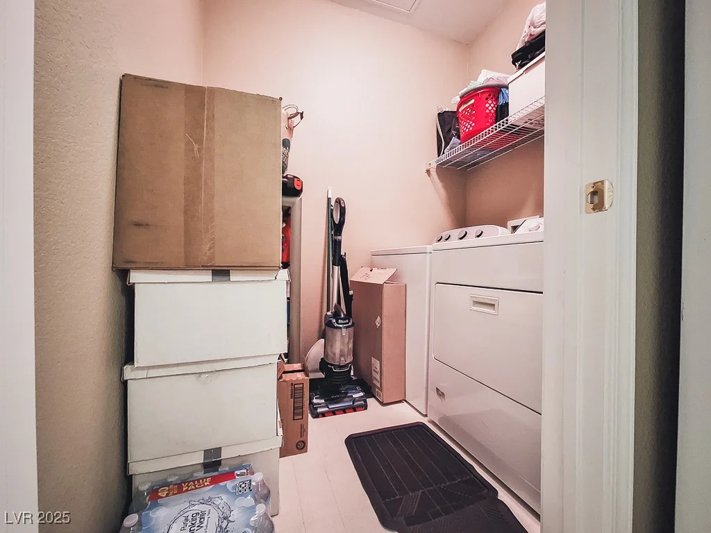 10001 Peace, Las Vegas, NV 89147