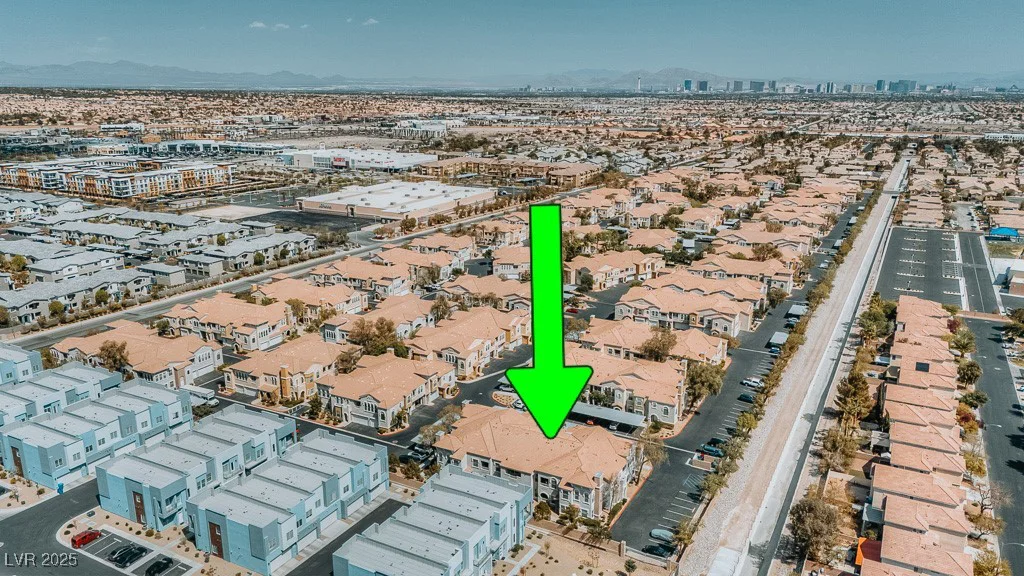 10001 Peace, Las Vegas, NV 89147