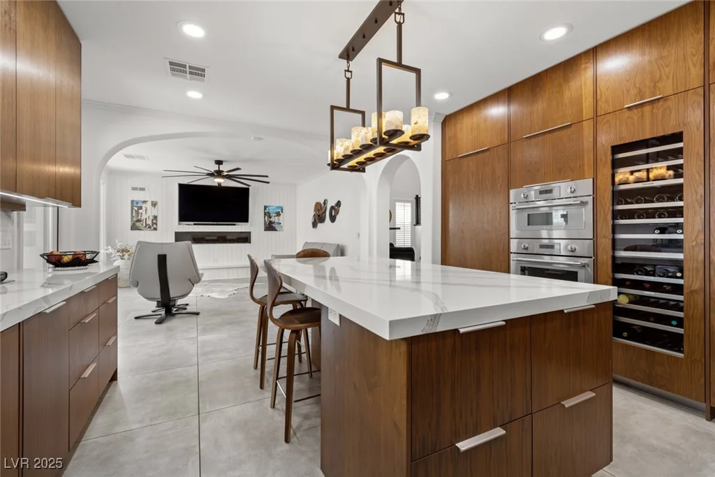 1136 Jamesbury, Las Vegas, NV 89135