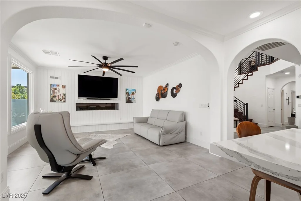 1136 Jamesbury, Las Vegas, NV 89135