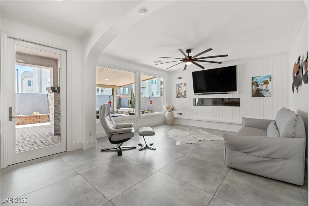 1136 Jamesbury, Las Vegas, NV 89135