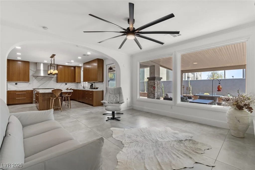 1136 Jamesbury, Las Vegas, NV 89135